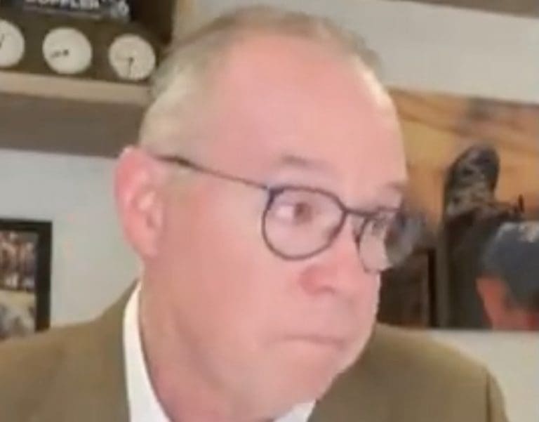 Lire la suite à propos de l’article Ouragan Milton : Le météorologiste John Morales ému face à la tempête qui menace la Floride