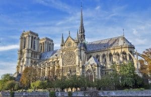 Lire la suite à propos de l’article Paris : Rachida Dati propose de faire payer l’entrée de Notre-Dame aux touristes
