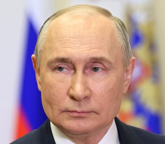 Lire la suite à propos de l’article Poutine dénonce les propos de Zelensky sur l’arme nucléaire comme une « dangereuse provocation »