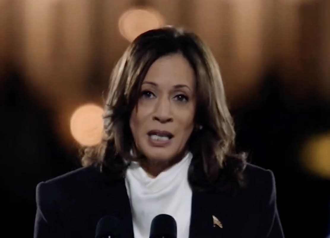 You are currently viewing USA : Kamala Harris attaque frontalement Donald Trump à Washington théâtre de l’attaque du Capitole