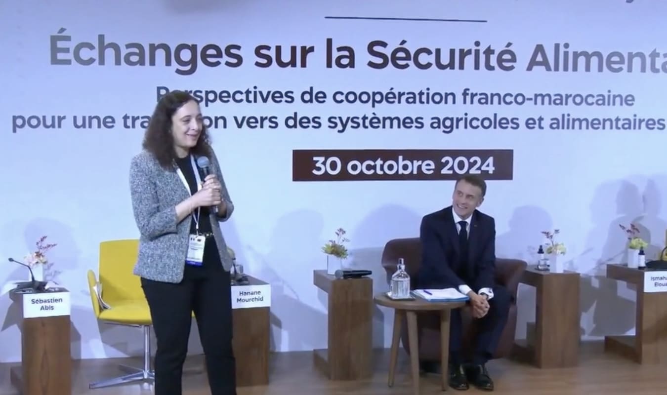You are currently viewing Visite d’État au Maroc : Macron discute de sécurité alimentaire et d’Agriculture durable avec des étudiants