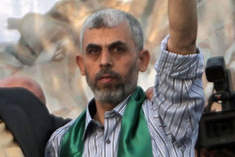 Lire la suite à propos de l’article Yahya Sinouar : Le chef du Hamas tué dans une frappe israélienne à Gaza