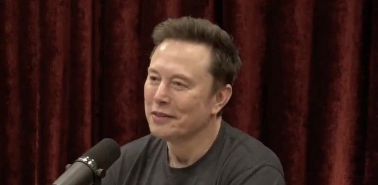 Lire la suite à propos de l’article Elon Musk et Joe Rogan : L’achat de Twitter, un acte contre la censure ?