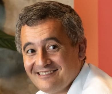 You are currently viewing Gérald Darmanin s’oppose à l’inéligibilité de Marine Le Pen, appelant à un « combat dans les urnes »