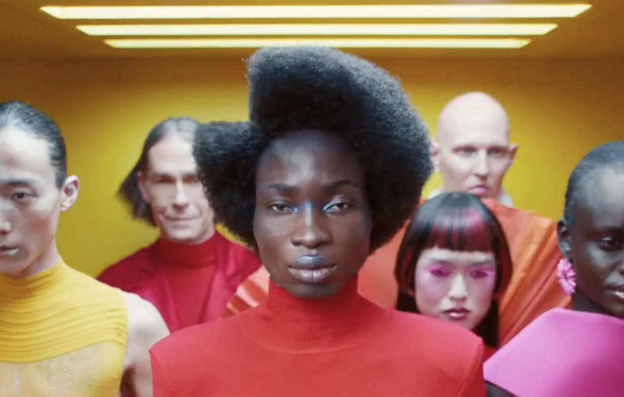 You are currently viewing Le Forum économique mondial à l’origine de la publicité « woke » de Jaguar ?