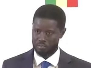 Lire la suite à propos de l’article Sénégal : Le président Bassirou Diomaye Faye demande le départ des militaires français