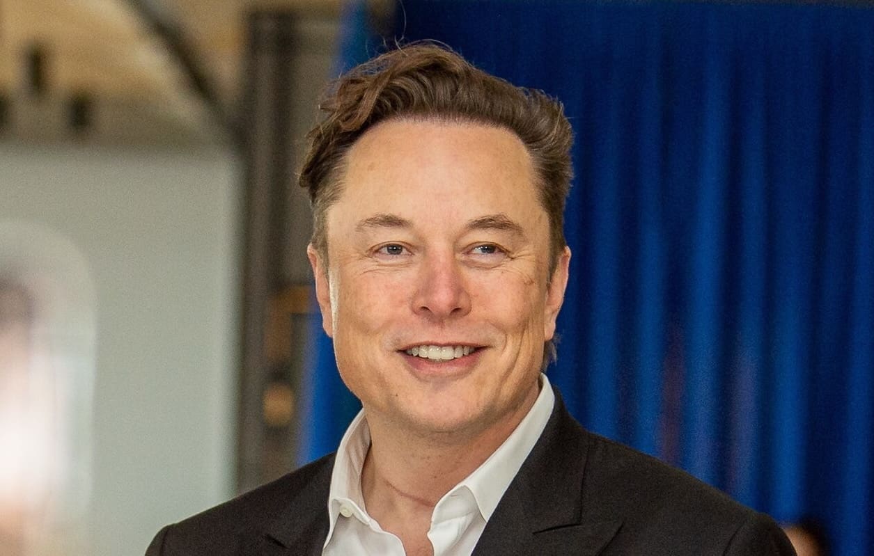 You are currently viewing USA : Elon Musk dénonce les médias traditionnels et affirme que la vague Trump était prévisible sur X