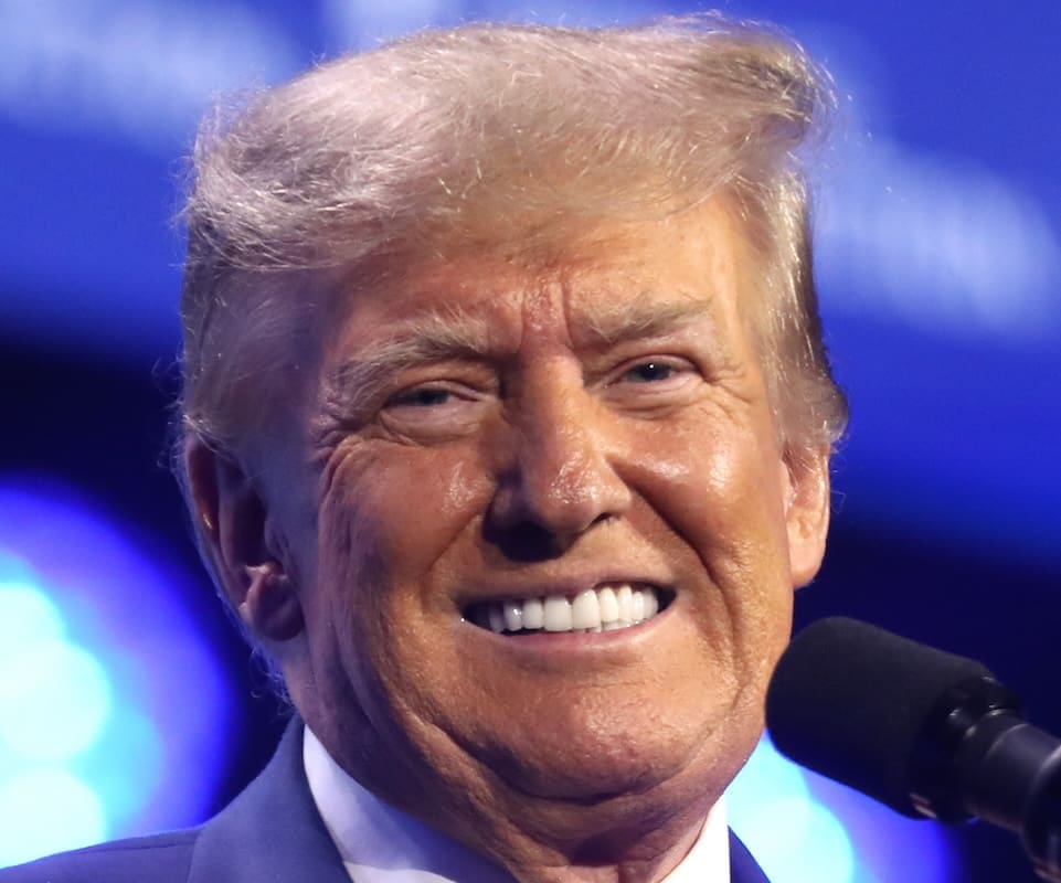 You are currently viewing Ukraine : Le Kremlin dément un entretien téléphonique entre Donald Trump et Vladimir Poutine