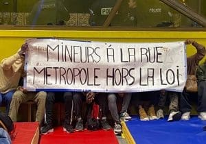 Lire la suite à propos de l’article Villeurbanne : Le Collectif soutiens/migrants Croix-Rousse dénonce l’expulsion de mineurs isolés d’un gymnase