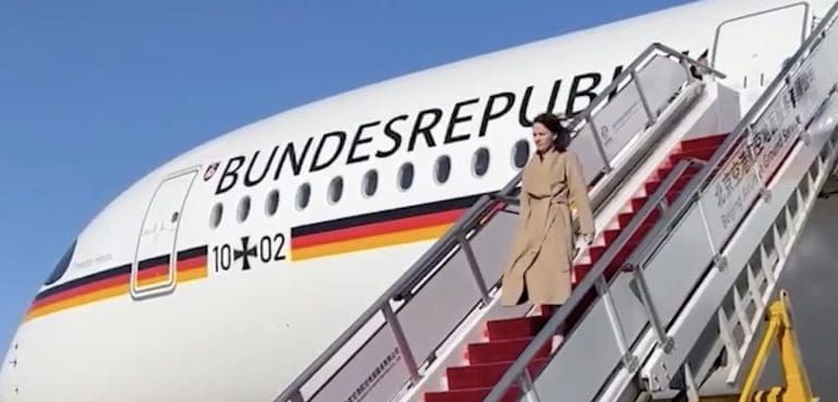 Lire la suite à propos de l’article Diplomatie : La Ministre des Affaires étrangères allemande provoque la colère de Pékin