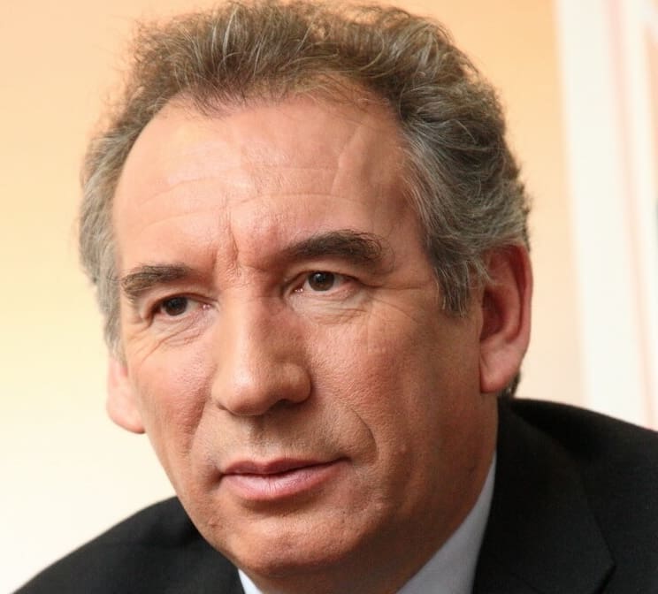 Lire la suite à propos de l’article François Bayrou convoque toutes les forces politiques à l’exception du RN et de LFI pour former son gouvernement