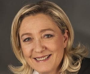 Lire la suite à propos de l’article Marine Le Pen aurait pris la décision de censurer le gouvernement