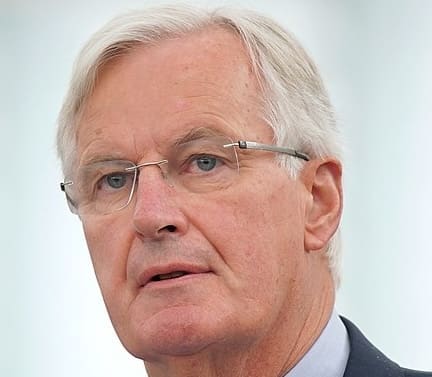You are currently viewing Michel Barnier active le 49.3 pour le budget de la Sécurité sociale, suscitant une motion de censure