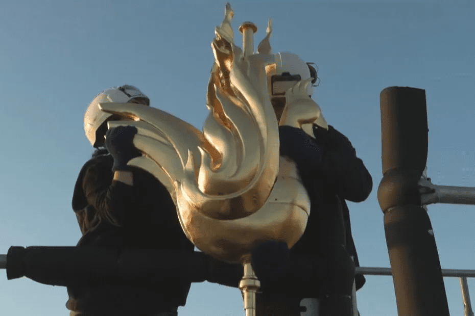 You are currently viewing Notre-Dame : Le coq a-t-il été remplacé par un Phénix ?