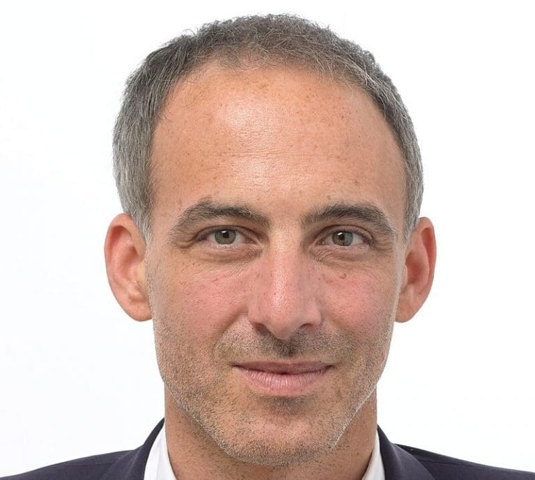 Lire la suite à propos de l’article Raphaël Glucksmann plaide pour une « plateforme minimale » du front républicain