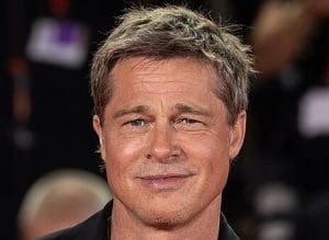 Lire la suite à propos de l’article Brad Pitt met en garde ses fans après l’arnaque ayant coûté 830 000 euros à une Française