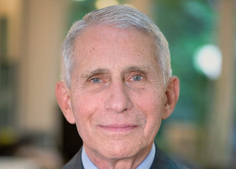 Lire la suite à propos de l’article Etats-Unis : Trump retire la protection policière d’Anthony Fauci 