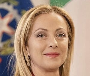 Lire la suite à propos de l’article Giorgia Meloni dénonce la complicité du régime fasciste dans la persécution des Juifs