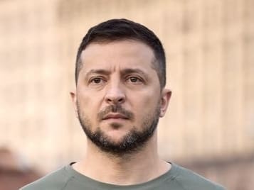 Lire la suite à propos de l’article Zelensky refuse des pourparlers de paix sans l’Ukraine et appelle à une négociation globale