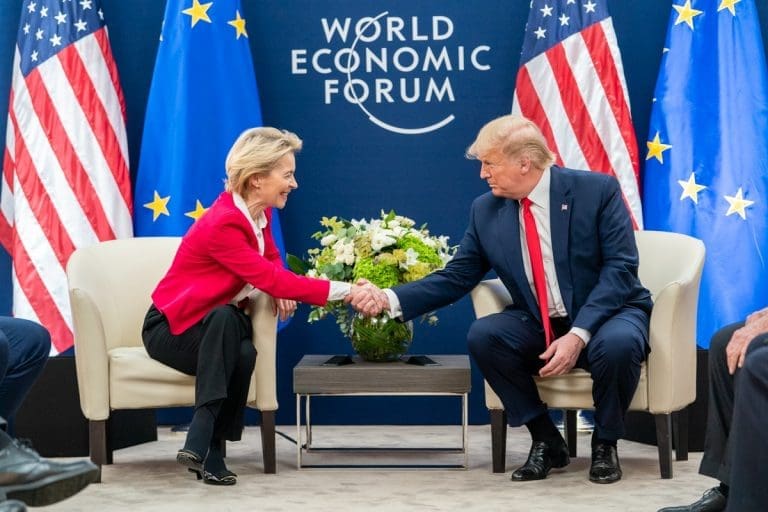 Lire la suite à propos de l’article L’UE prête à réagir fermement aux droits de douane « injustifiés » de Donald Trump
