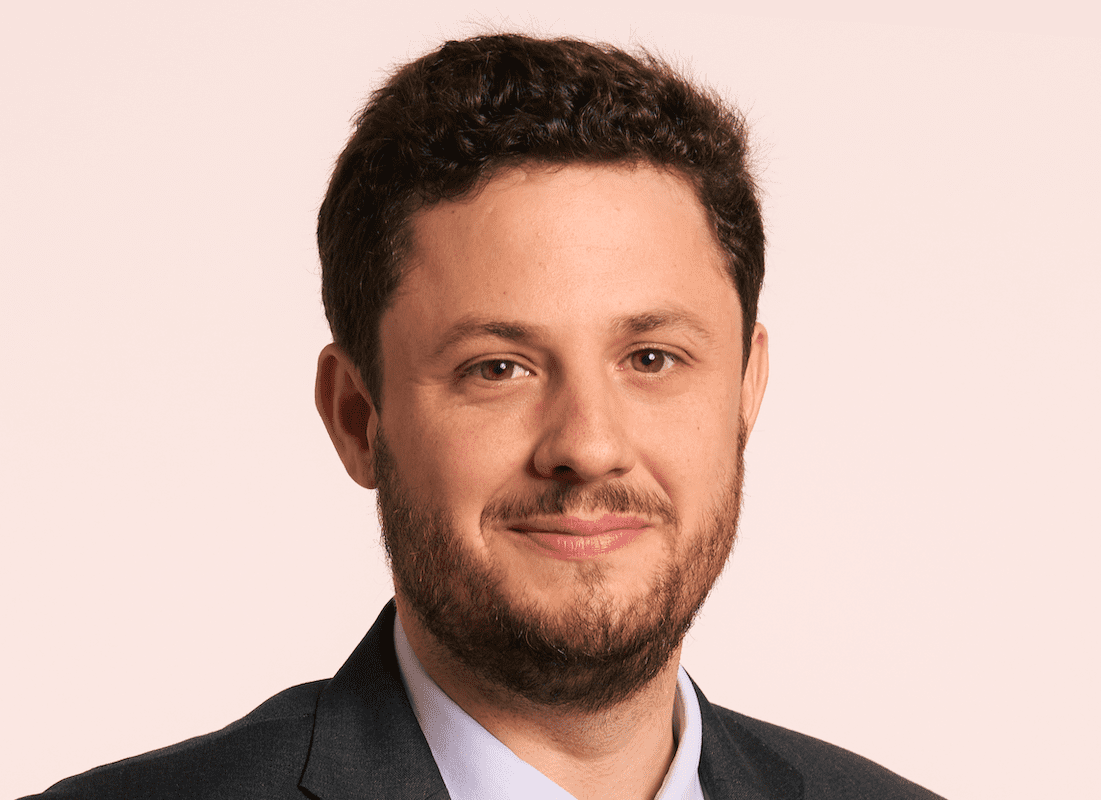 You are currently viewing Scandale des eaux minérales : L’enquête judiciaire et celle de Sénat vont-elles se télescoper ?