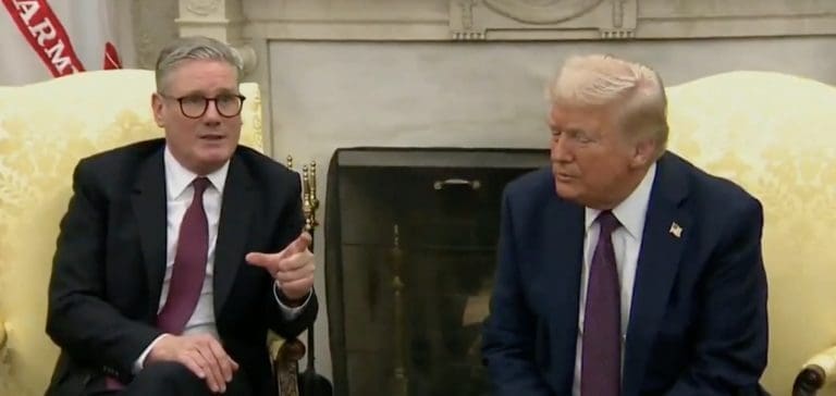 Lire la suite à propos de l’article USA : Trump promet un « très bon accord commercial » avec Londres pour éviter les droits de douane