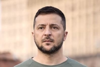 Lire la suite à propos de l’article Zelensky reporte son voyage en Arabie saoudite après les pourparlers russo-américains
