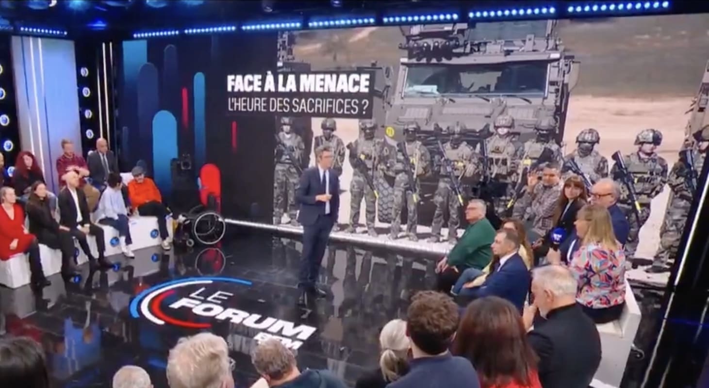 You are currently viewing BFMTV : La chaine détenue par CMA CGM demande aux Français s’ils sont prêts à la guerre