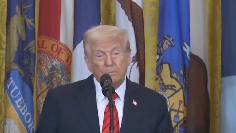 Lire la suite à propos de l’article États-Unis : Donald Trump signe un décret pour démanteler le département de l’Éducation