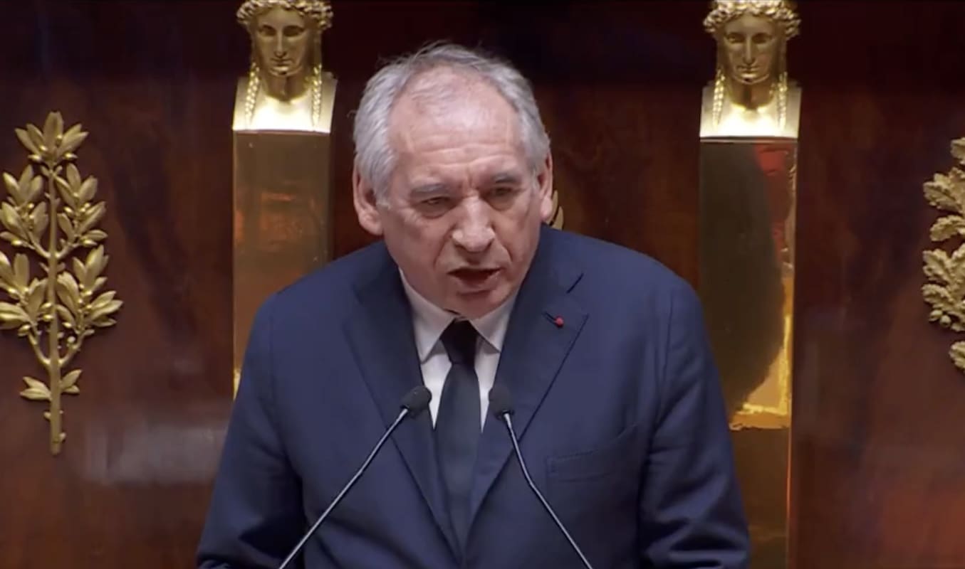 You are currently viewing François Bayrou souhaite une Europe  plus forte pour faire face à « la crise la plus grave depuis la Seconde Guerre mondiale »