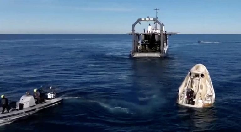 Lire la suite à propos de l’article Retour sur Terre : Deux astronautes américains amerrissent en Floride après neuf mois dans l’espace