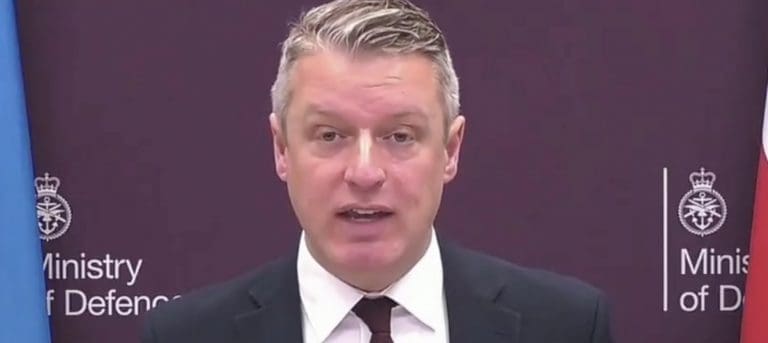 Lire la suite à propos de l’article Royaume-Uni : Londres dément soutenir la proposition de trêve partielle d’Emmanuel Macron