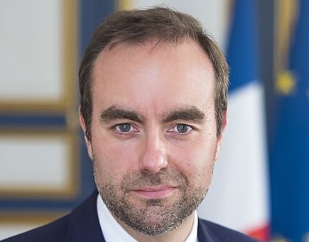 Lire la suite à propos de l’article Sébastien Lecornu va faire de nouvelles annonces concernant  l’effort de guerre sur France 2