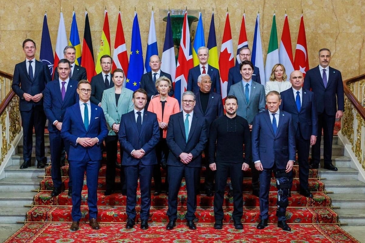 You are currently viewing Sommet de Londres : Keir Starmer défend un plan de paix Franco-Britannique pour l’Ukraine