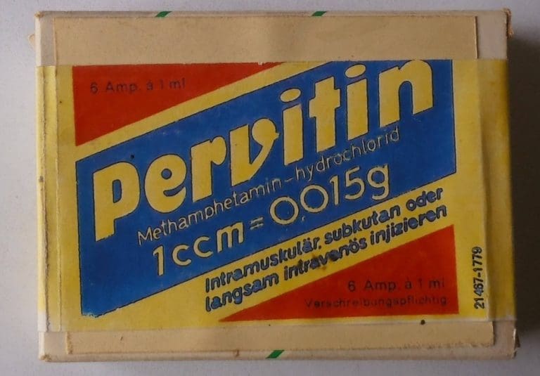 Lire la suite à propos de l’article Pervitine : L’histoire cachée de la drogue miracle de la Wehrmacht et du laboratoire Temmler