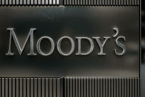 Lire la suite à propos de l’article Les États-Unis rétrogradés par Moody’s : une alerte sur la dette et les promesses fiscales de Trump