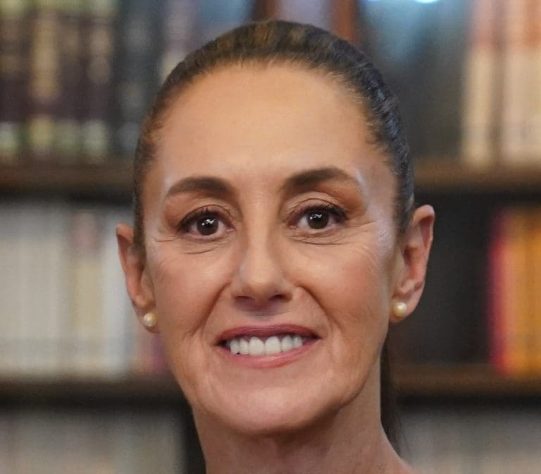 Lire la suite à propos de l’article Mexique : Claudia Sheinbaum poursuit Google après le changement du nom du Golfe du Mexique