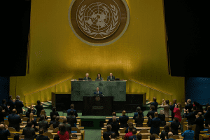 Lire la suite à propos de l’article ONU : l’Assemblée générale adopte massivement une résolution pour un cessez-le-feu immédiat à Gaza