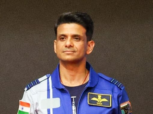 Shukla. Photo : @Bureau de Narendra Modi.