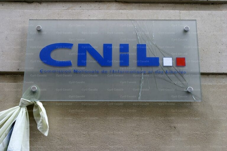 Lire la suite à propos de l’article Intelligence artificielle : la CNIL dévoile ses premières lignes directrices pour un usage éthique et conforme au RGPD