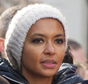 Lire la suite à propos de l’article Mimi Marchand condamnée pour chantage sur Karine Le Marchand : 18 mois avec sursis