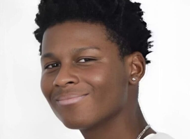 Lire la suite à propos de l’article Vénissieux : Kilyan, 17 ans, tué par un motard ivre et sans permis, la colère d’une famille