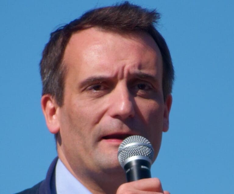 Lire la suite à propos de l’article Destitution de Macron : Florian Philippot appelle le RN à voter la procédure
