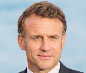 Lire la suite à propos de l’article Dissolution de l’Assemblée : Macron entretient le flou face à l’échec annoncé de Bayrou