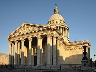 Lire la suite à propos de l’article Panthéon : Élisabeth Borne relance le débat sur la devise et la place des femmes dans l’histoire