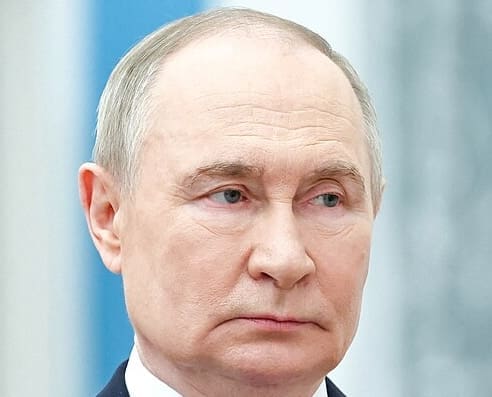 Lire la suite à propos de l’article Ukraine : Poutine propose Moscou pour sa rencontre avec Zelensky, qui refuse immédiatement