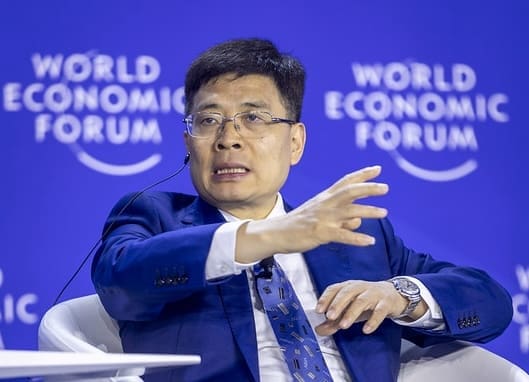 Wang Xingxing, PDG d’Unitree Robotics à Davos 2025. Photo : @World Economic Forum / Benedikt von Loebell