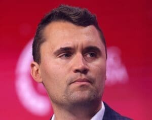 Lire la suite à propos de l’article Charlie Kirk abattu lors d’un événement à l’université de l’Utah : l’influenceur conservateur est mort