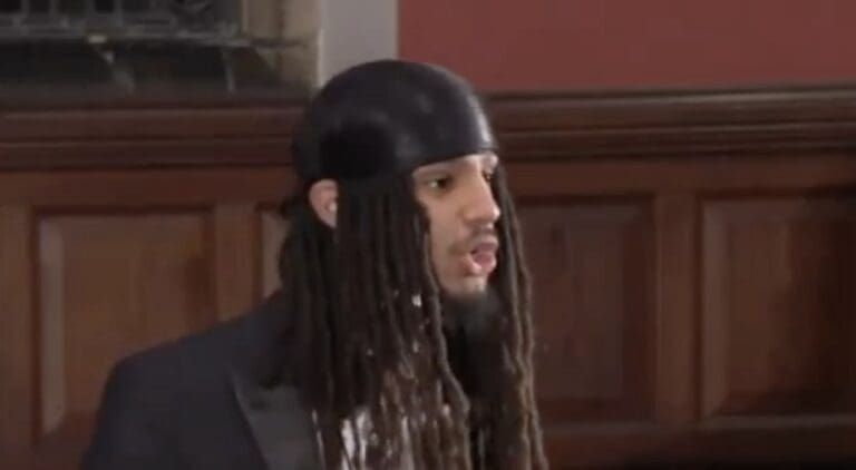 Lire la suite à propos de l’article Royaume-Uni : Le président de l’Oxford Union accusé d’avoir célébré la mort de Charlie Kirk, l’institution réagit