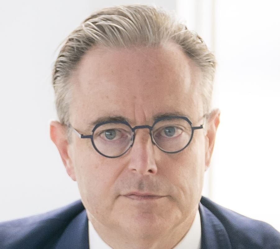 You are currently viewing Belgique : un attentat djihadiste contre le Premier ministre Bart De Wever déjoué à Anvers